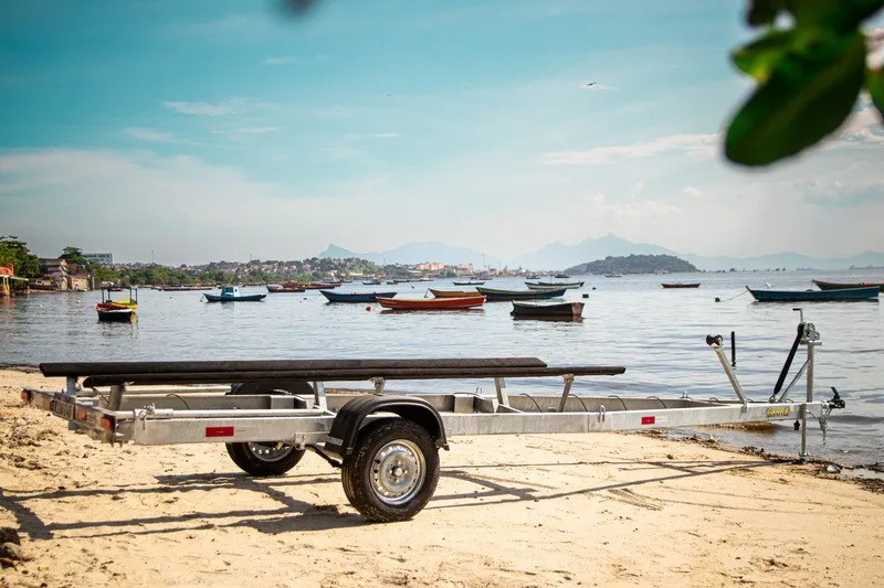 Imagem ilustrativa de Carretinha para barco 4 metros